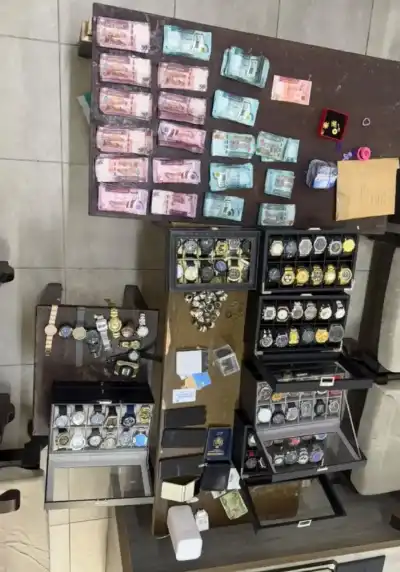 الأردن: القبض على محتال إلكتروني عن