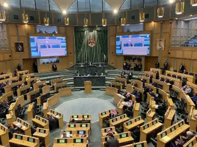 مبادرة النيابية تشكل لجنتها للتفاوض للمكتب