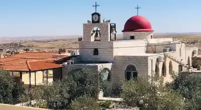 إجلاء ذوي مرتكبي جريمة كنيسة حمود