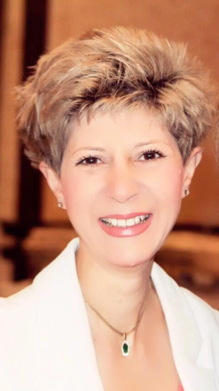 مدار الساعة,مقالات