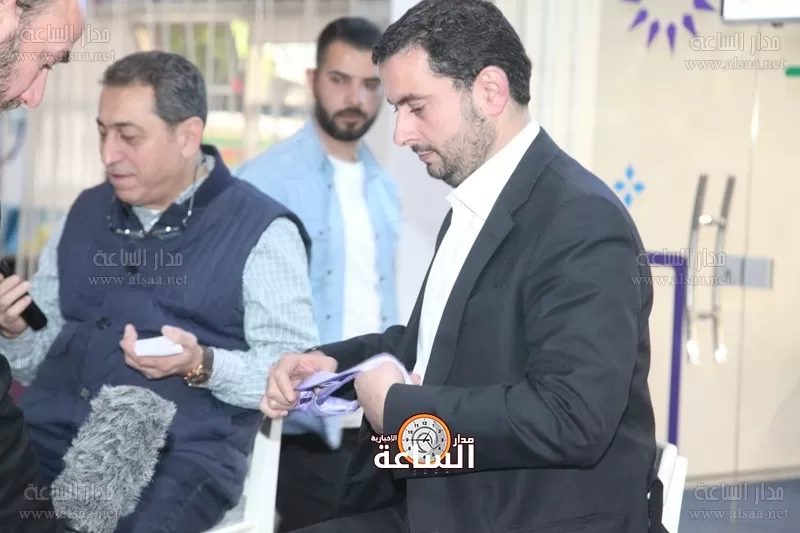مدار الساعة,أسرار أردنية,وزير الصناعة والتجارة والتموين,وزير الشؤون السياسية والبرلمانية