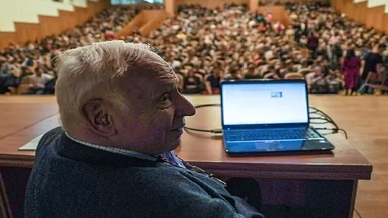 مدار الساعة,أخبار خفيفة ومنوعة