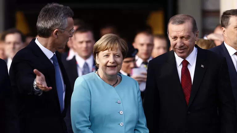 مدار الساعة,أخبار عربية ودولية