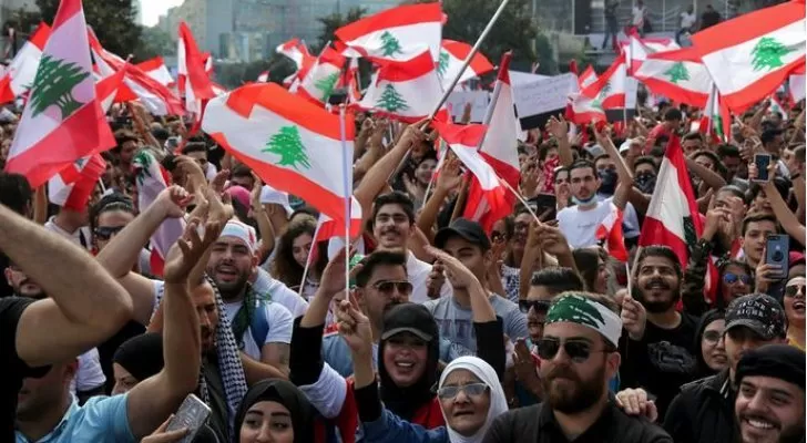 مدار الساعة,أخبار خفيفة ومنوعة