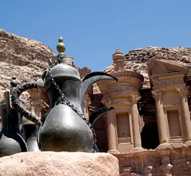 مدار الساعة,أخبار السياحة في الأردن,وزيرة السياحة والآثار