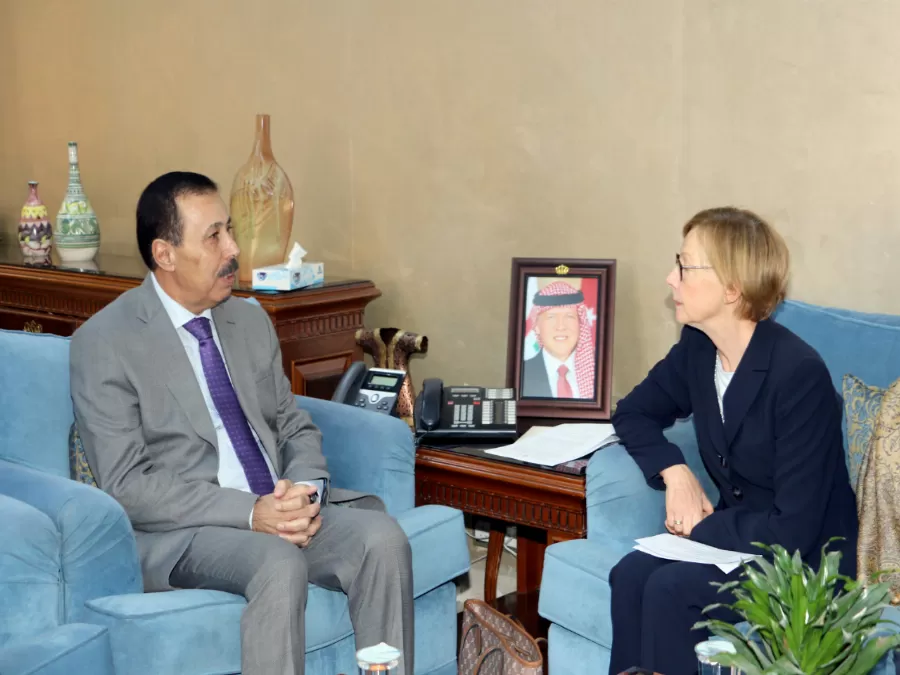 مدار الساعة,مناسبات أردنية,وزير التربية والتعليم,وزارة التربية