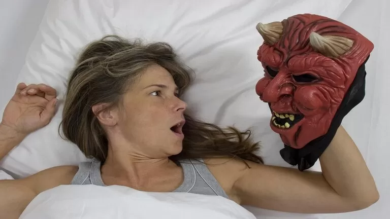 مدار الساعة,أخبار خفيفة ومنوعة