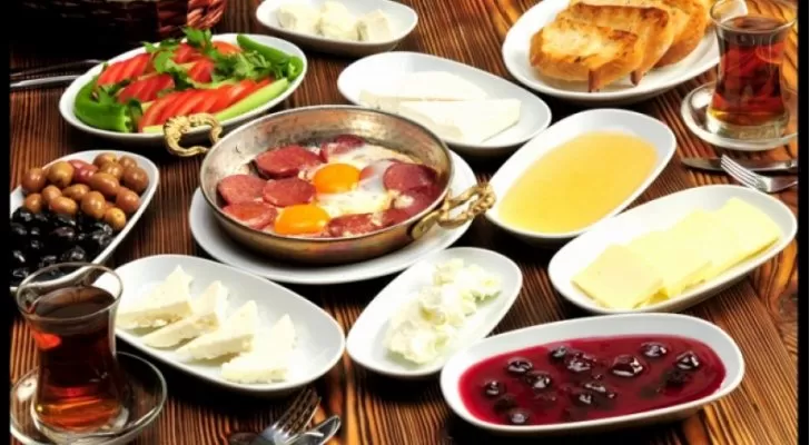 مدار الساعة,أخبار خفيفة ومنوعة