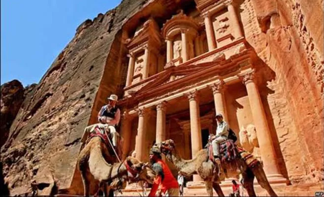 مدار الساعة,أخبار السياحة في الأردن,الدكتور عبدالرزاق عربيات,عبدالرزاق عربيات,وزارة السياحة والآثار,هيئة تنشيط السياحة,وزارة السياحة