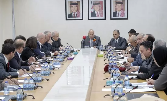 مدار الساعة,أخبار مجلس النواب الأردني,خالد البكار,الملك عبدالله الثاني,رئيس الوزراء,مجلس الأمة,مجلس النواب,الدينار الأردني,الإمارات العربية المتحدة