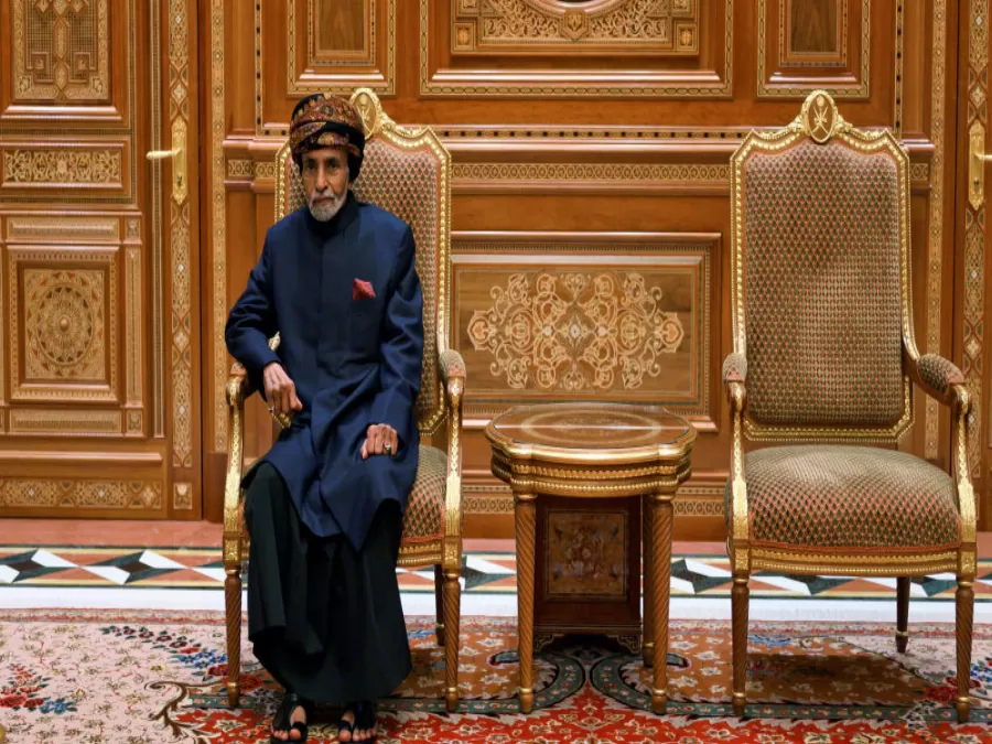 مدار الساعة,أخبار عربية ودولية,وزير الدفاع,سلطنة عمان,البنك المركزي,قابوس بن سعيد