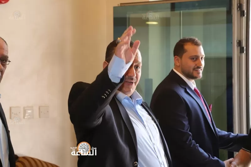 مدار الساعة,مقالات