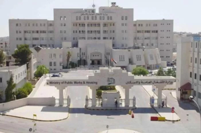 مدار الساعة,أخبار الأردن,اخبار الاردن,وزير الإدارة المحلية,وزارة الأشغال العامة والإسكان,وزارة الأشغال,هيئة النزاهة,مكافحة الفساد