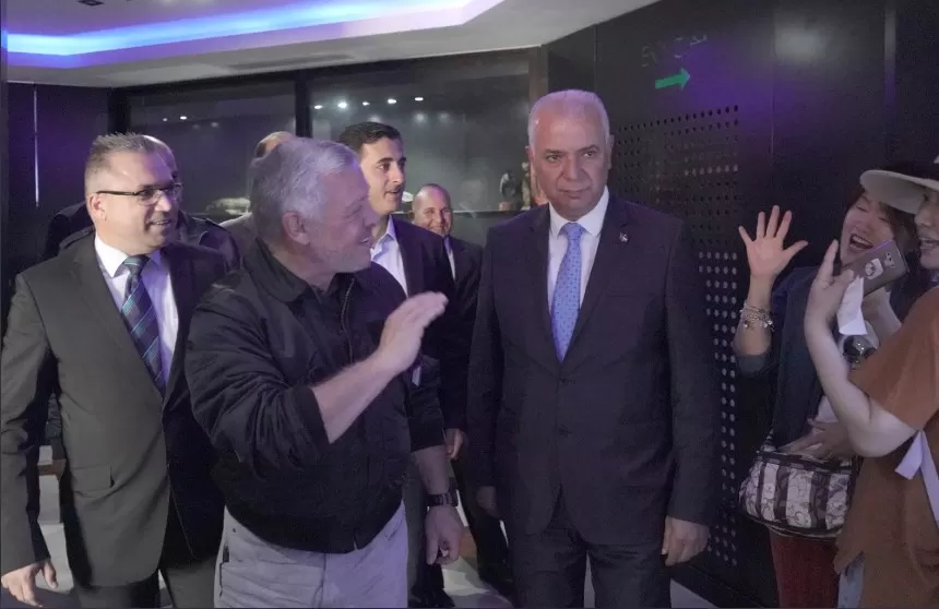 مدار الساعة,مناسبات أردنية,الحسين بن علي,القصور الملكية