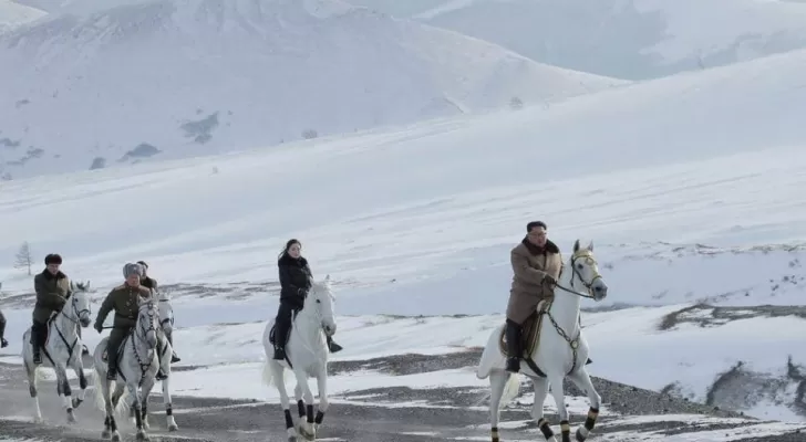مدار الساعة,أخبار خفيفة ومنوعة