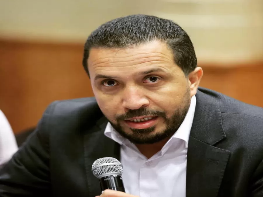 مدار الساعة,مقالات