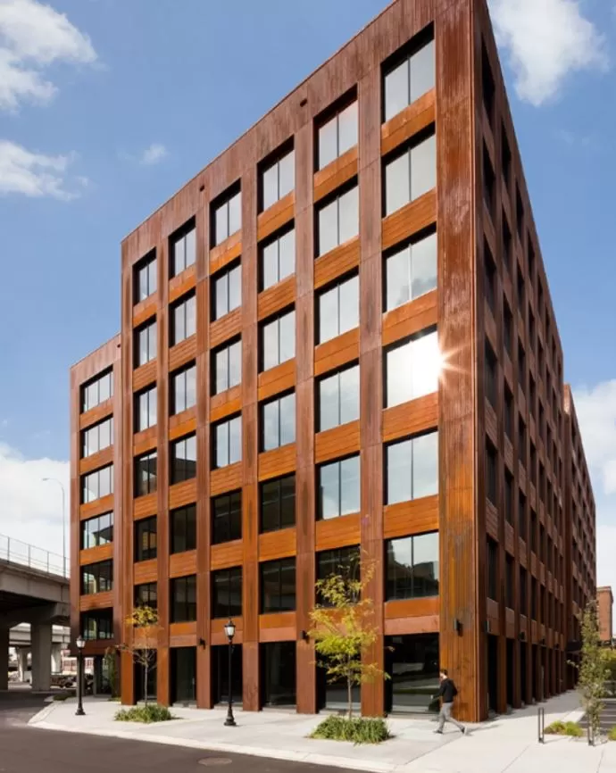 مدار الساعة,أخبار خفيفة ومنوعة