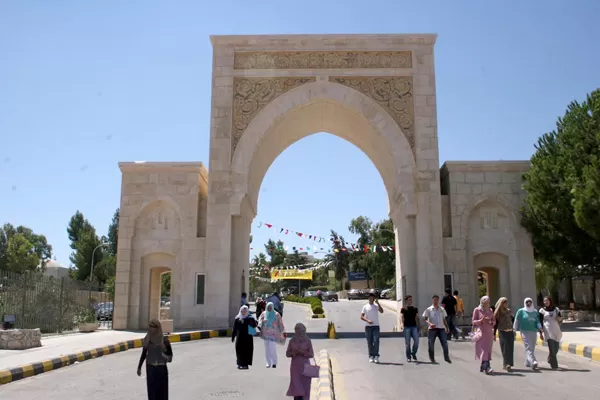 مدار الساعة,أخبار الجامعات الأردنية,الملك عبدالله الثاني,الضمان الاجتماعي,جامعة البلقاء التطبيقية,سيادة القانون