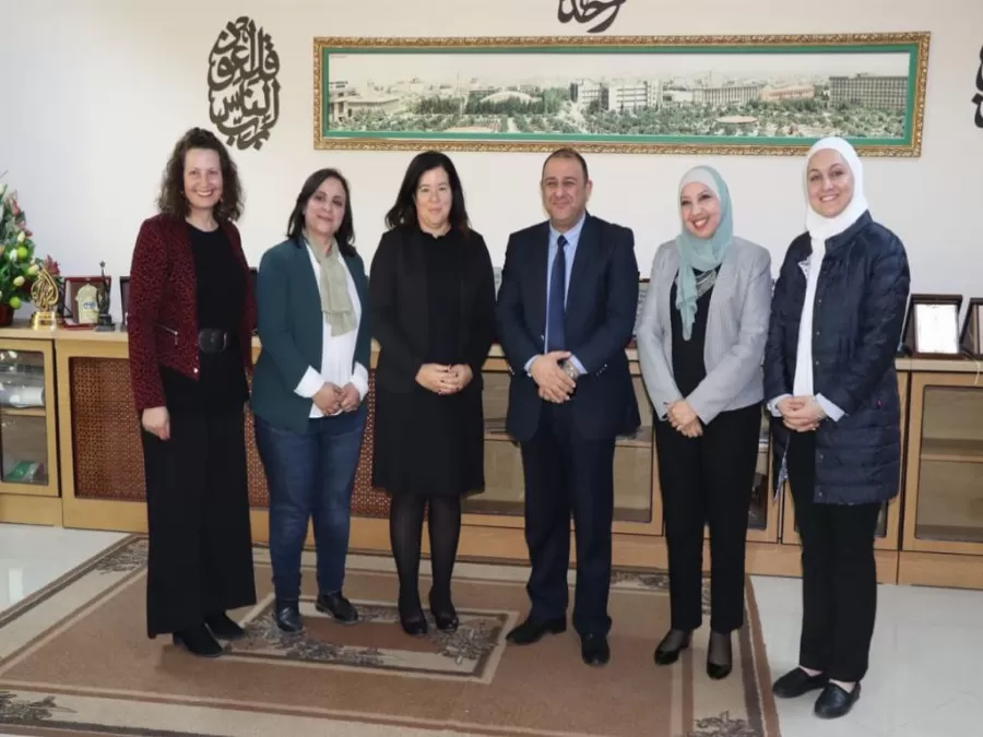 مدار الساعة,مناسبات أردنية,جامعة اليرموك