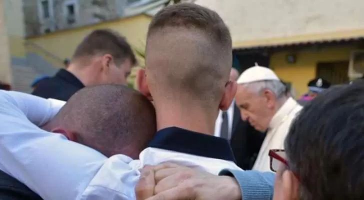 مدار الساعة,أخبار خفيفة ومنوعة