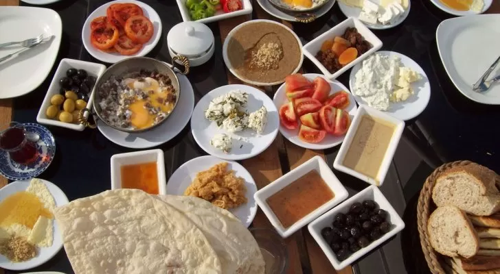 مدار الساعة,أخبار خفيفة ومنوعة