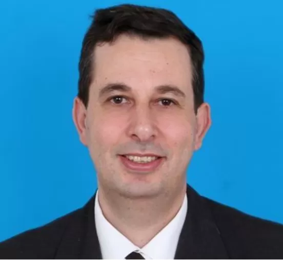 مدار الساعة,مقالات,الملك عبدالله الثاني,عيد الفطر,عيد الاستقلال,السلطان هيثم بن طارق,سلطنة عمان