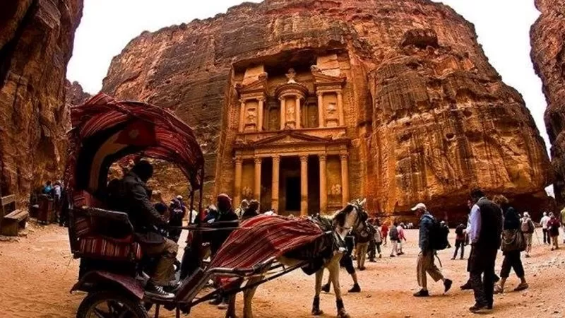 مدار الساعة,أخبار السياحة في الأردن,وزيرة السياحة والآثار,كورونا,هيئة تنشيط السياحة,مواقع التواصل الاجتماعي