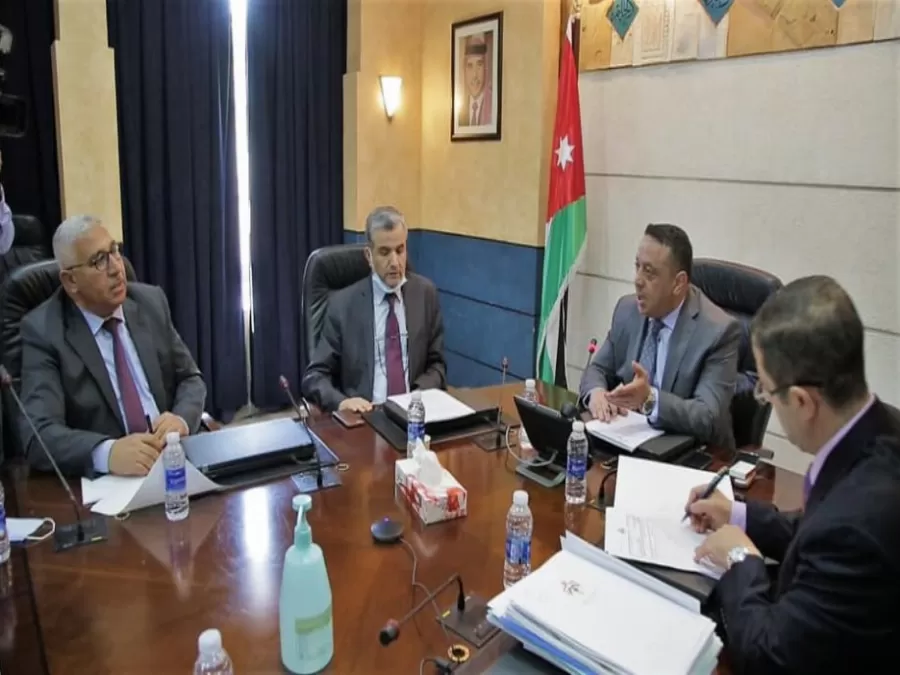 مدار الساعة,أخبار الأردن,اخبار الاردن,وزير الدولة لشؤون رئاسة الوزراء,وزير الإدارة المحلية,رئيس الوزراء,رئاسة الوزراء,ديوان المحاسبة,هيئة النزاهة ومكافحة الفساد,مكافحة الفساد