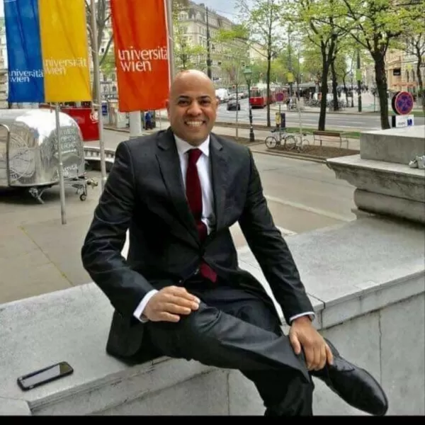 مدار الساعة,أخبار المجتمع الأردني,جامعة عمان العربية