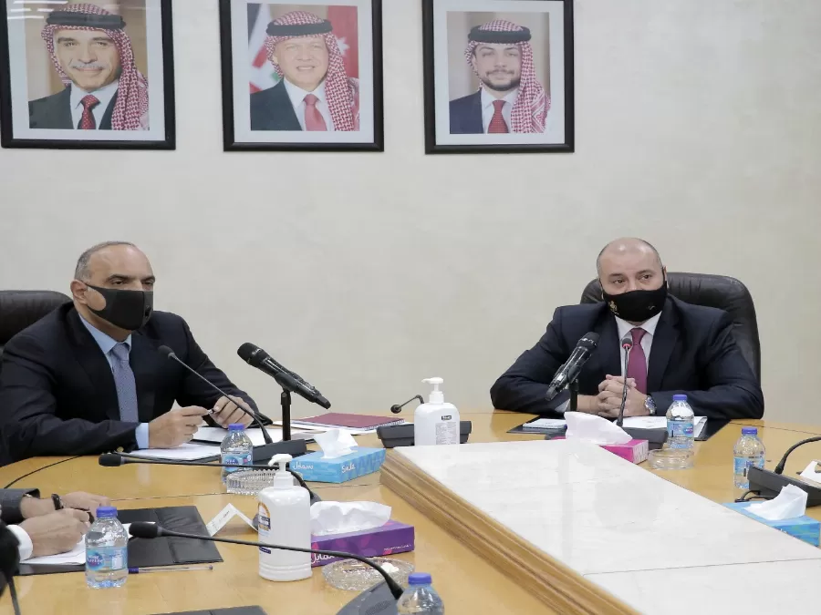 مدار الساعة,أخبار مجلس النواب الأردني,عبدالمنعم العودات,رئيس الوزراء,مجلس النواب