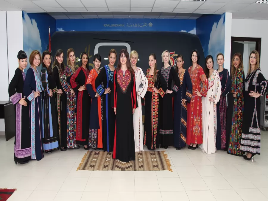 مدار الساعة,أخبار السياحة في الأردن,الملك الحسين بن طلال,الملك عبدالله الثاني,شركة الخطوط الجوية الملكية الأردنية,الملكية الأردنية,الإرادة الملكية السامية