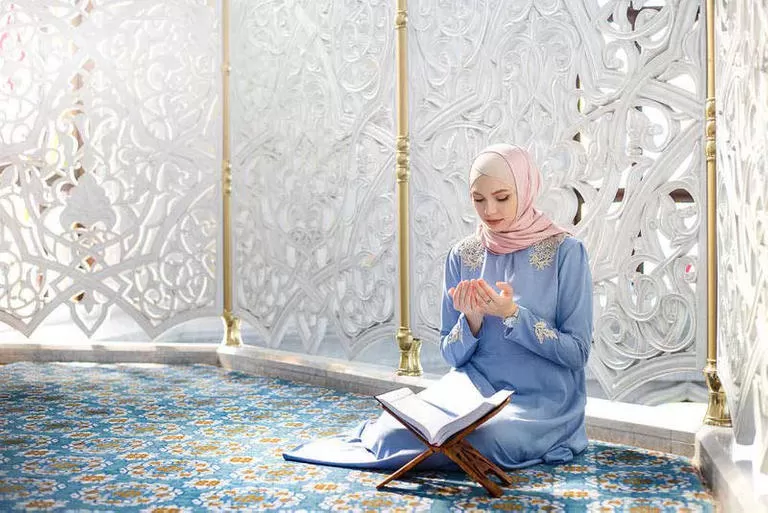 مدار الساعة,شؤون دينية