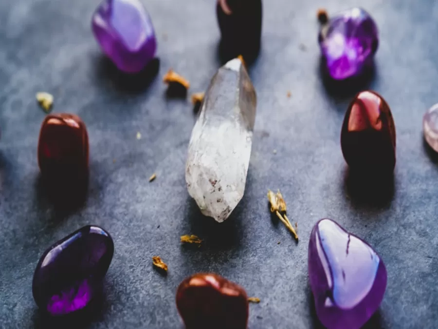 مدار الساعة,أخبار الأسرة
