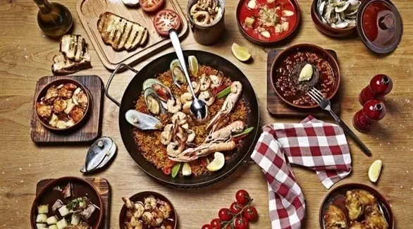 مدار الساعة,أخبار الأسرة