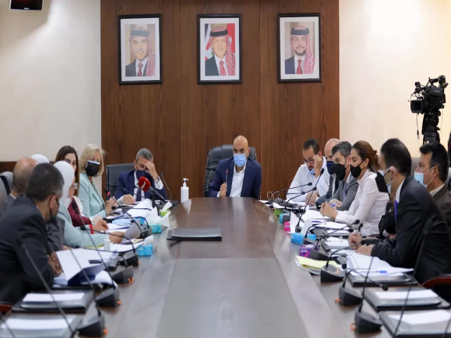 مدار الساعة,أخبار مجلس النواب الأردني,التنمية الاجتماعية,مجلس الأعيان