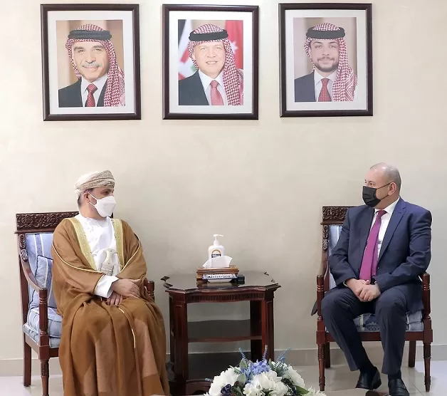 مدار الساعة,أخبار مجلس النواب الأردني,عبد المنعم العودات,الملك الحسين بن طلال,الملك عبدالله الثاني,الملك عبد الله الثاني,مجلس النواب,سلطنة عمان,السلطان هيثم بن طارق