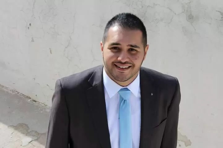 مدار الساعة,مقالات