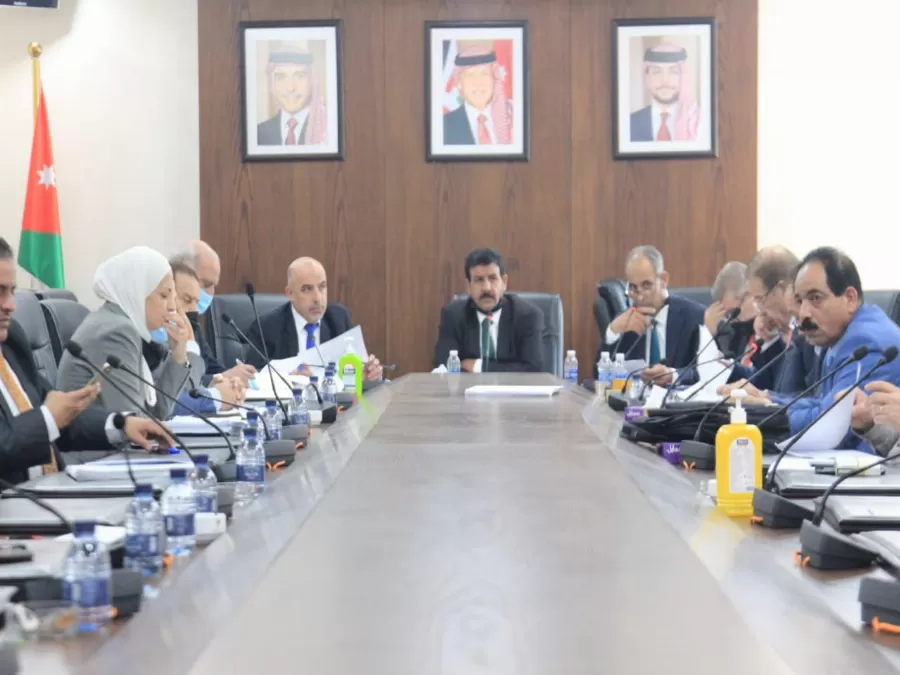 مدار الساعة,أخبار مجلس النواب الأردني,مجلس الأعيان,البنك المركزي