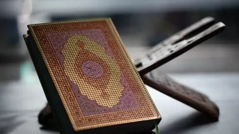 مدار الساعة,شؤون دينية