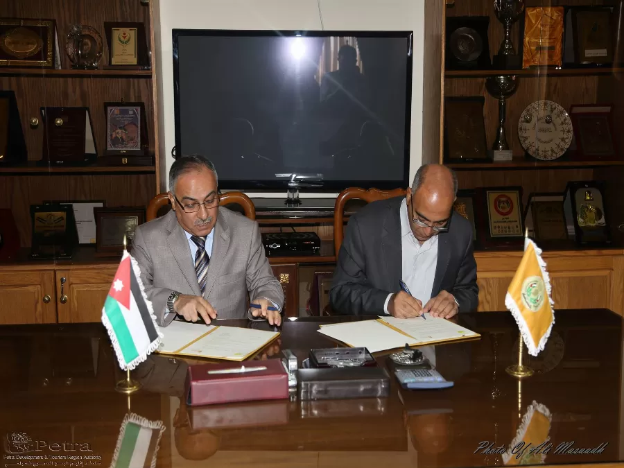 مدار الساعة,أخبار الجامعات الأردنية,الحسين بن طلال