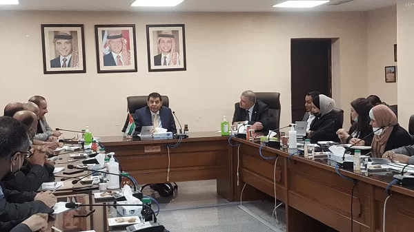 مدار الساعة,أخبار اقتصادية,وزير العمل,مؤسسة التدريب المهني,التدريب المهني