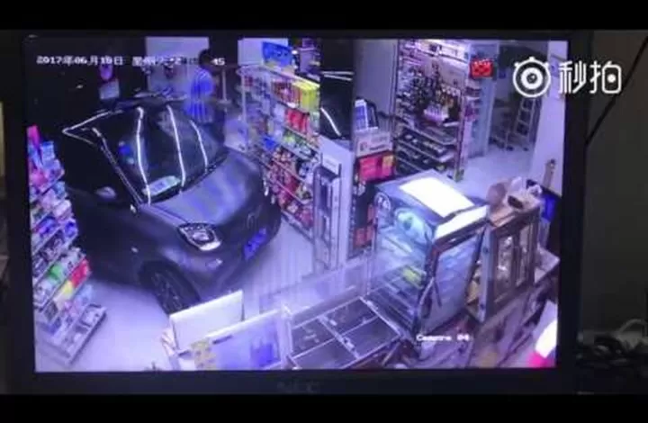 مدار الساعة,أخبار خفيفة ومنوعة