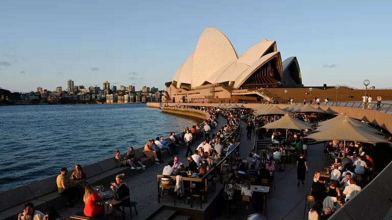 مدار الساعة,أخبار عربية ودولية,وزير الصحة,كورونا,رئيس الوزراء
