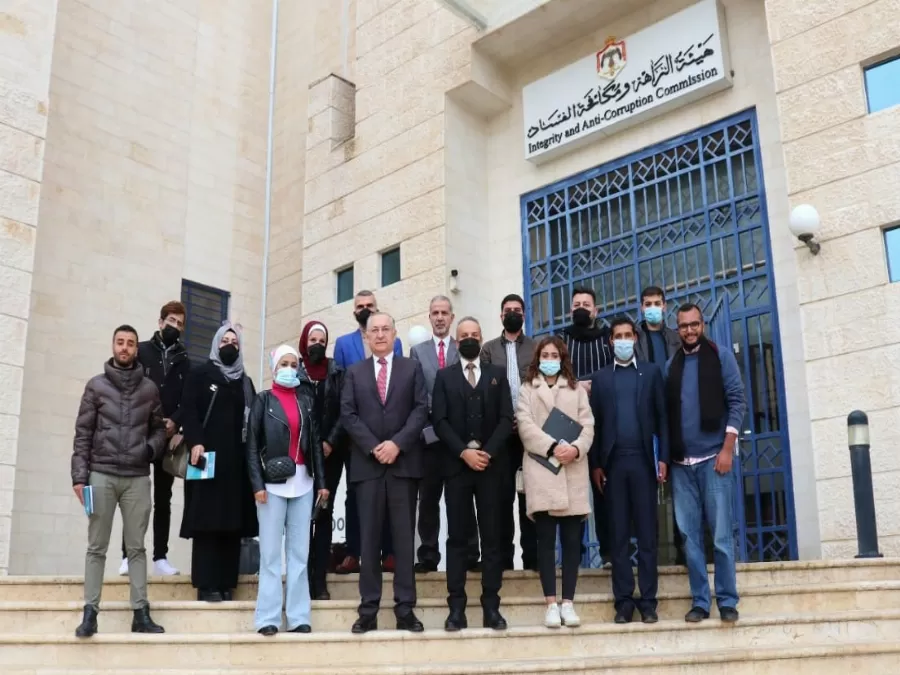 مدار الساعة,أخبار المجتمع الأردني,هيئة النزاهة ومكافحة الفساد,مكافحة الفساد,وسائل التواصل الاجتماعي