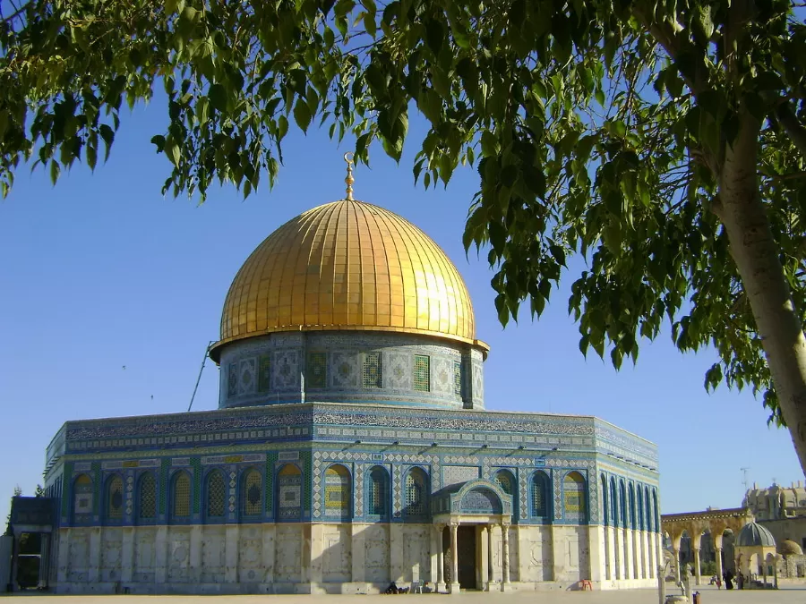 مدار الساعة,أخبار خفيفة ومنوعة