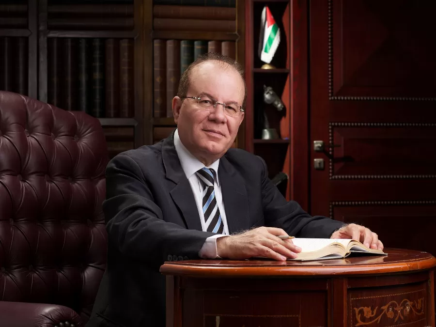 مدار الساعة,مقالات