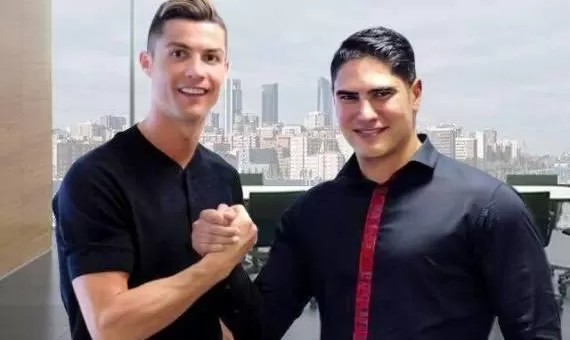 مدار الساعة,أخبار خفيفة ومنوعة,مواقع التواصل الاجتماعي