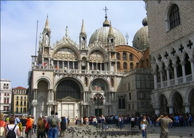 مدار الساعة,أخبار عربية ودولية