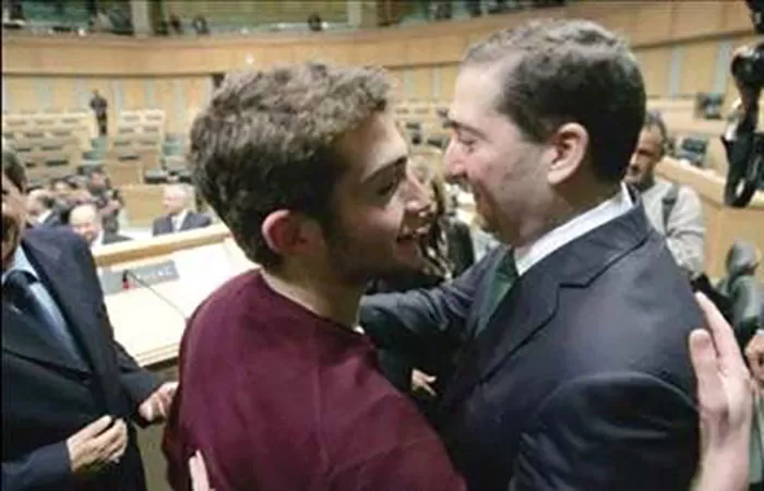 مدار الساعة,أسرار أردنية,وسائل التواصل الاجتماعي