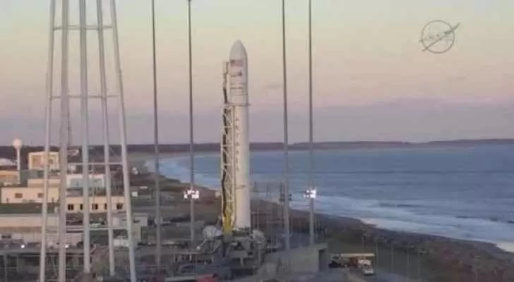 مدار الساعة,أخبار خفيفة ومنوعة